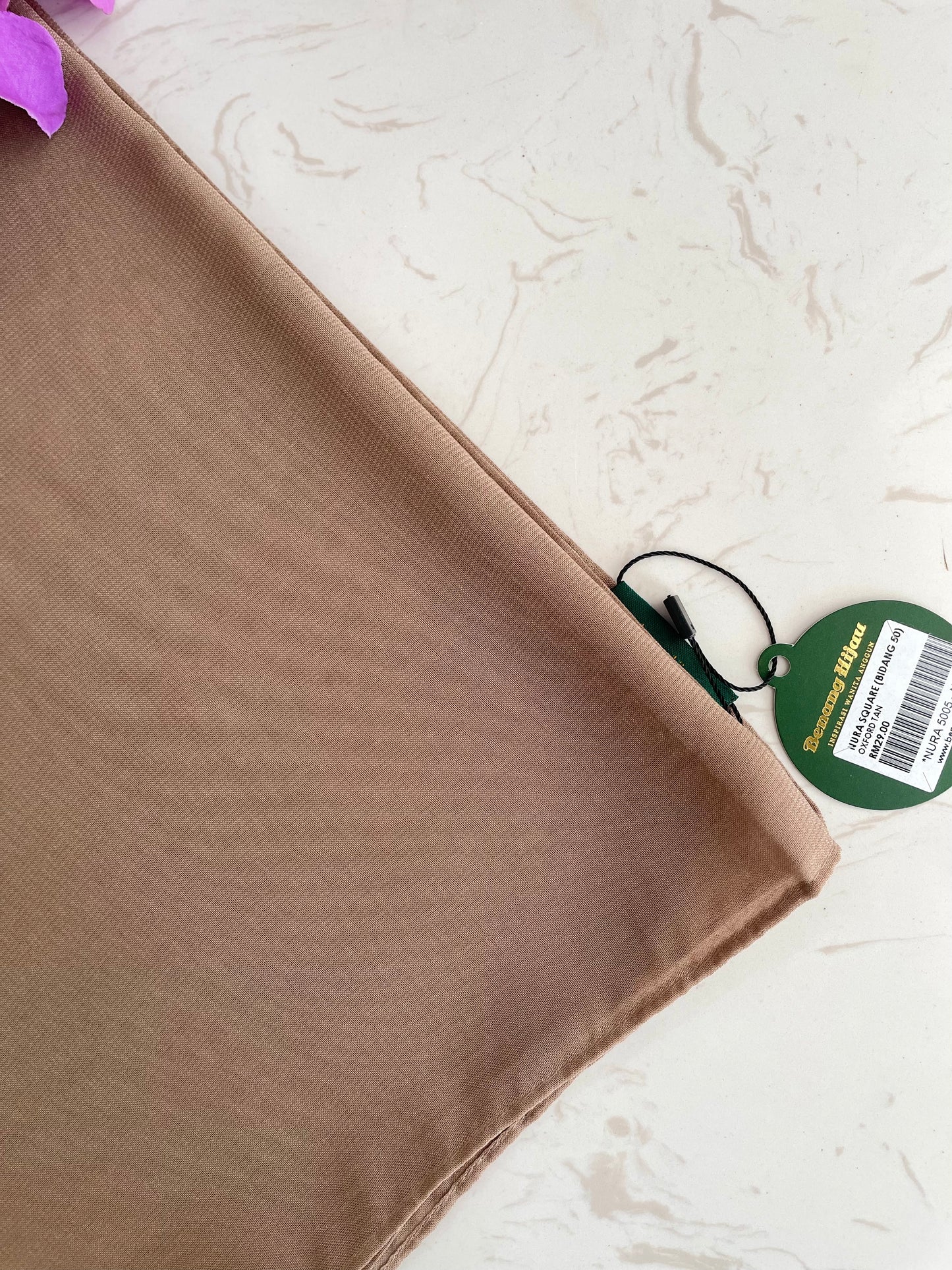 Bawal Nura Square - 10 Oxford Tan