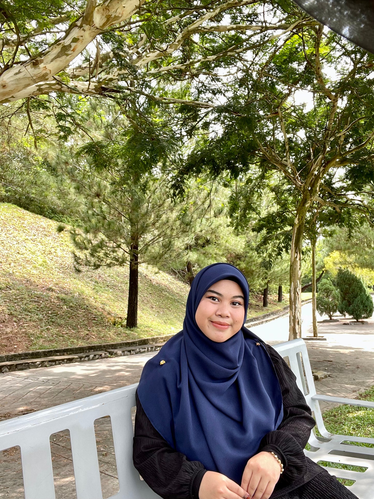 Bawal Nura Square - 37 Navy Blue