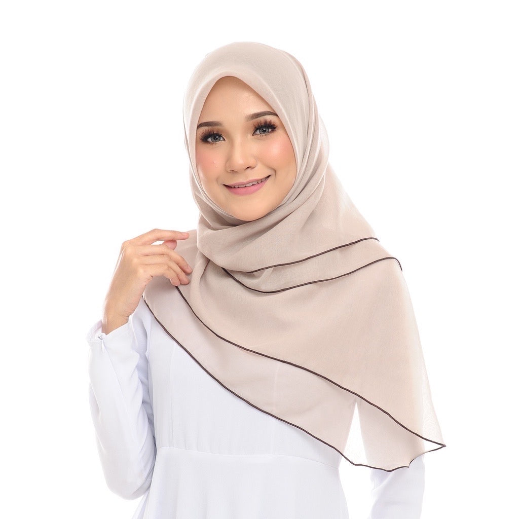 Tudung Bawal Maira Ruffle - Sand Grey II