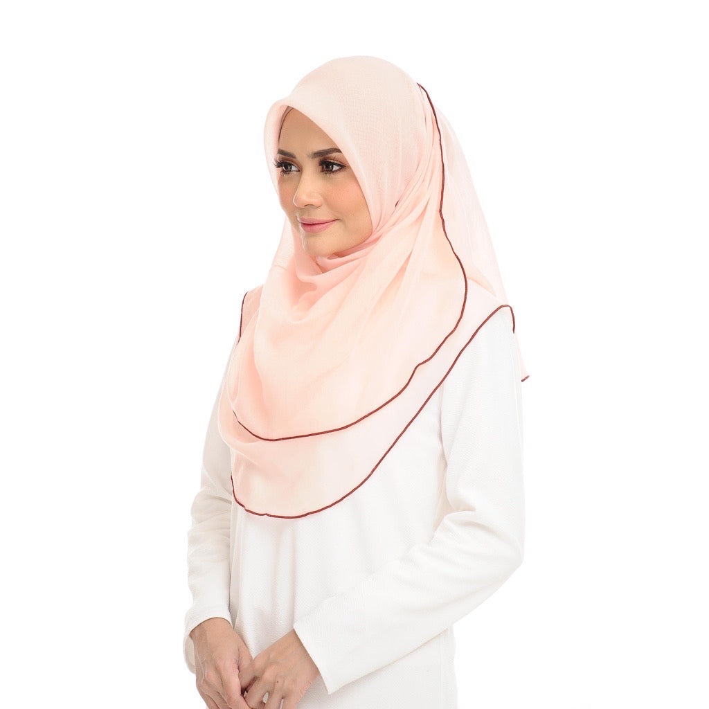Tudung Bawal Maira Ruffle - Peach Puree