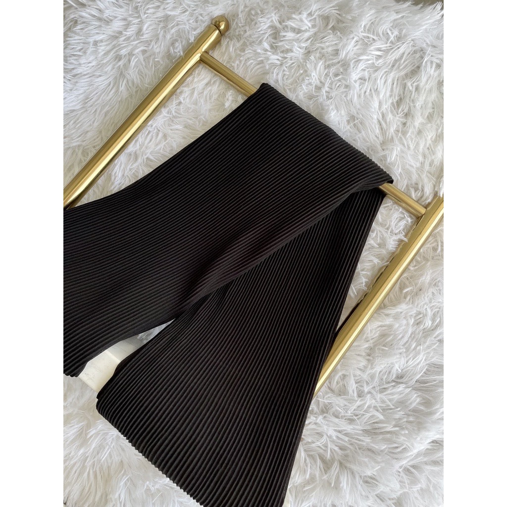 Leia Pleated Shawl - 99 Black