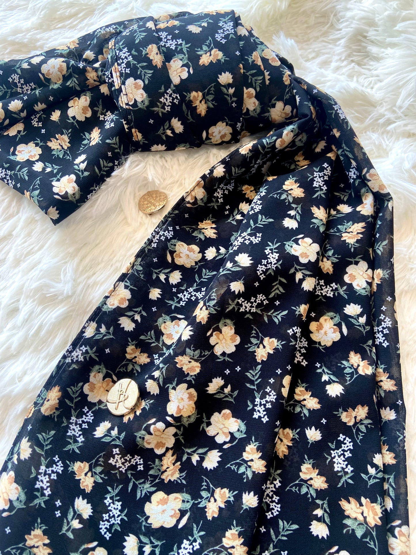 Instant Shawl Lily - 16 Honey Gold