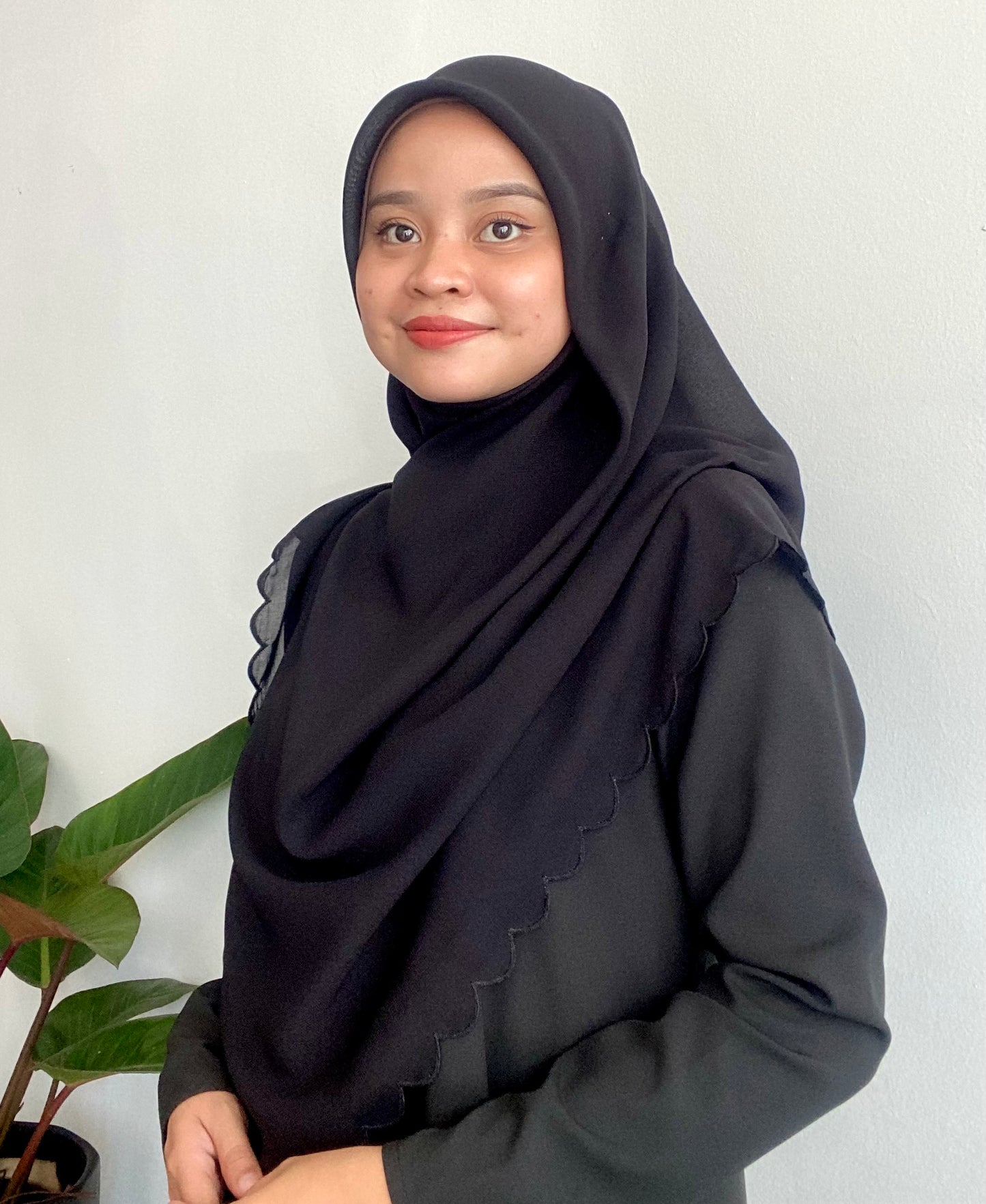 28 Bawal Sulam Senja - Black