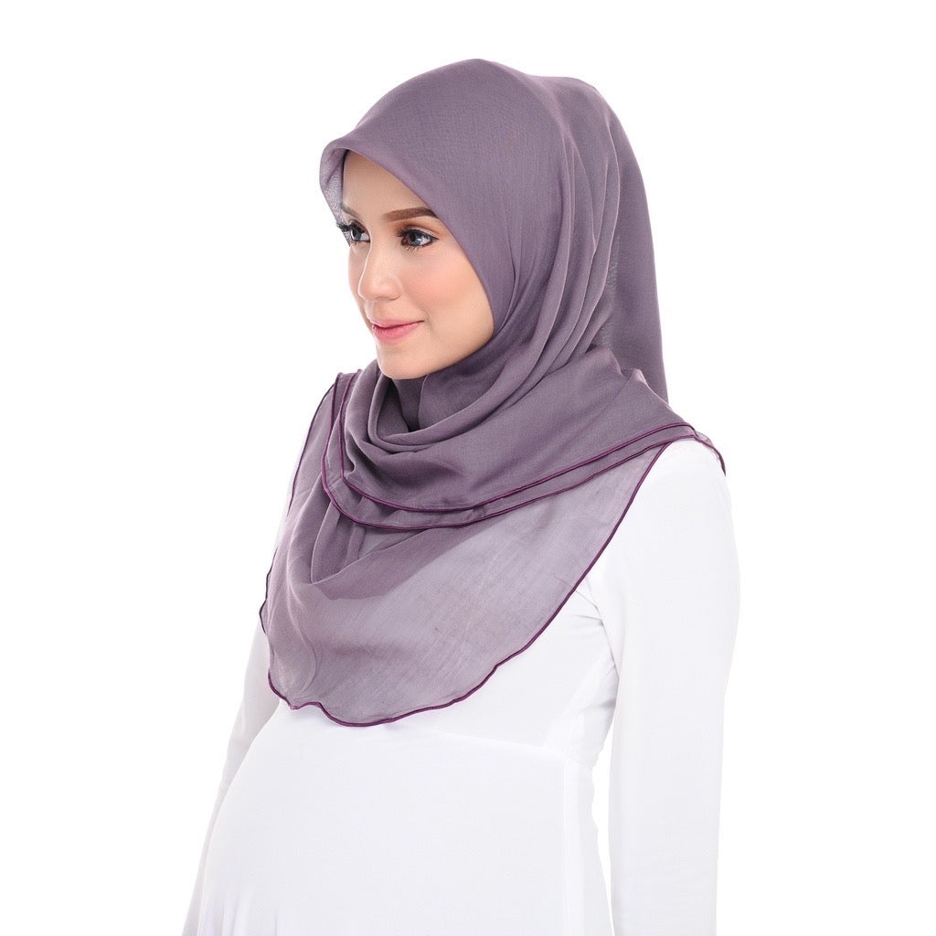 Tudung Bawal Maira Ruffle - Grape