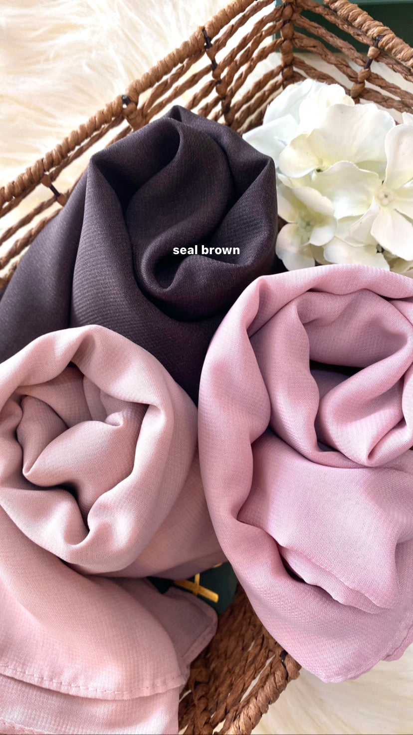 Tudung Bawal Zalea Square - 17 Seal Brown