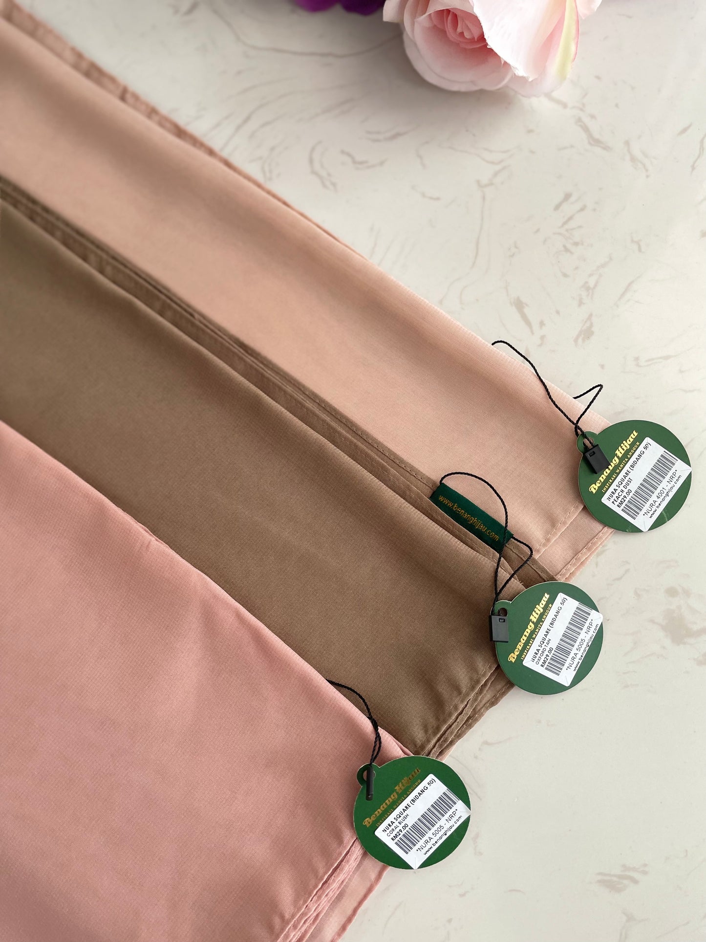 Bawal Nura Square - 10 Oxford Tan