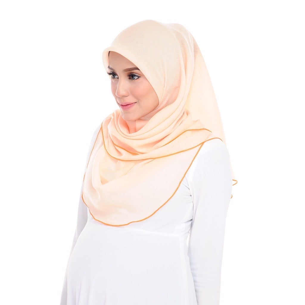 Tudung Bawal Maira Ruffle - Tender Peach