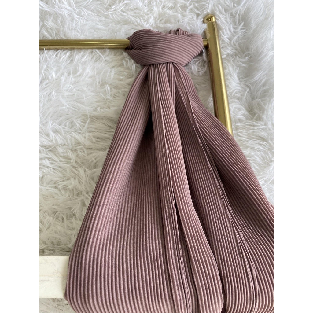 Leia Pleated Shawl - 31 Dawn Pink