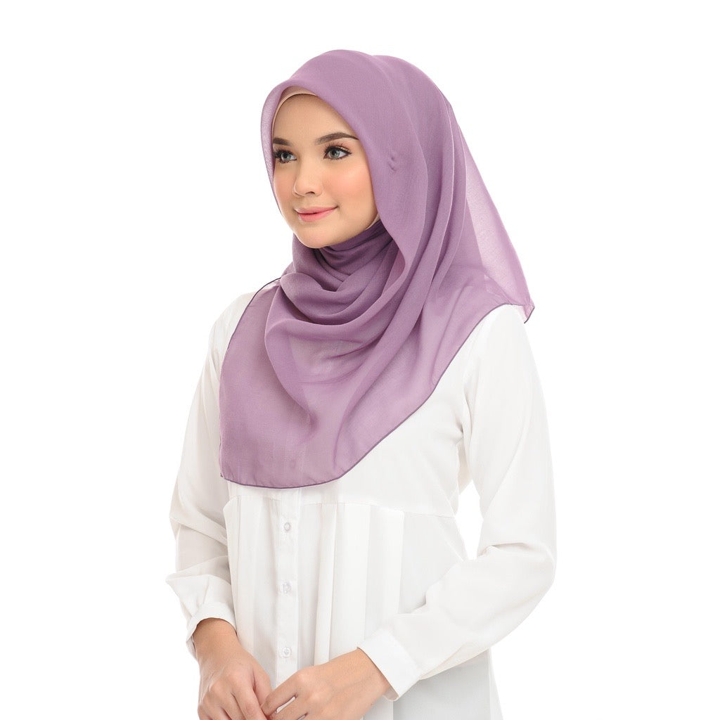 Tudung Bawal Maira Square - Montana Grape