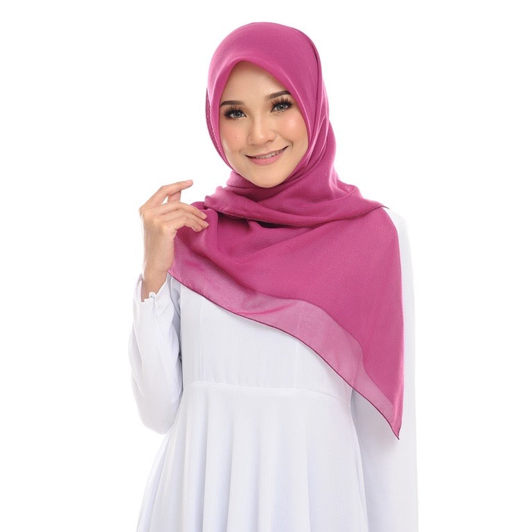 Tudung Bawal Maira Square - Magenta