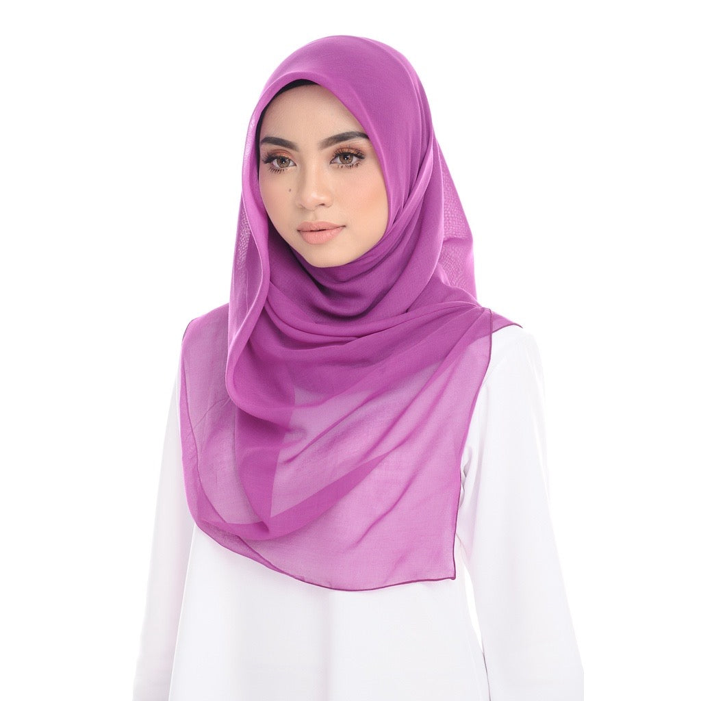 Tudung Bawal Maira Square - Magenta Purple