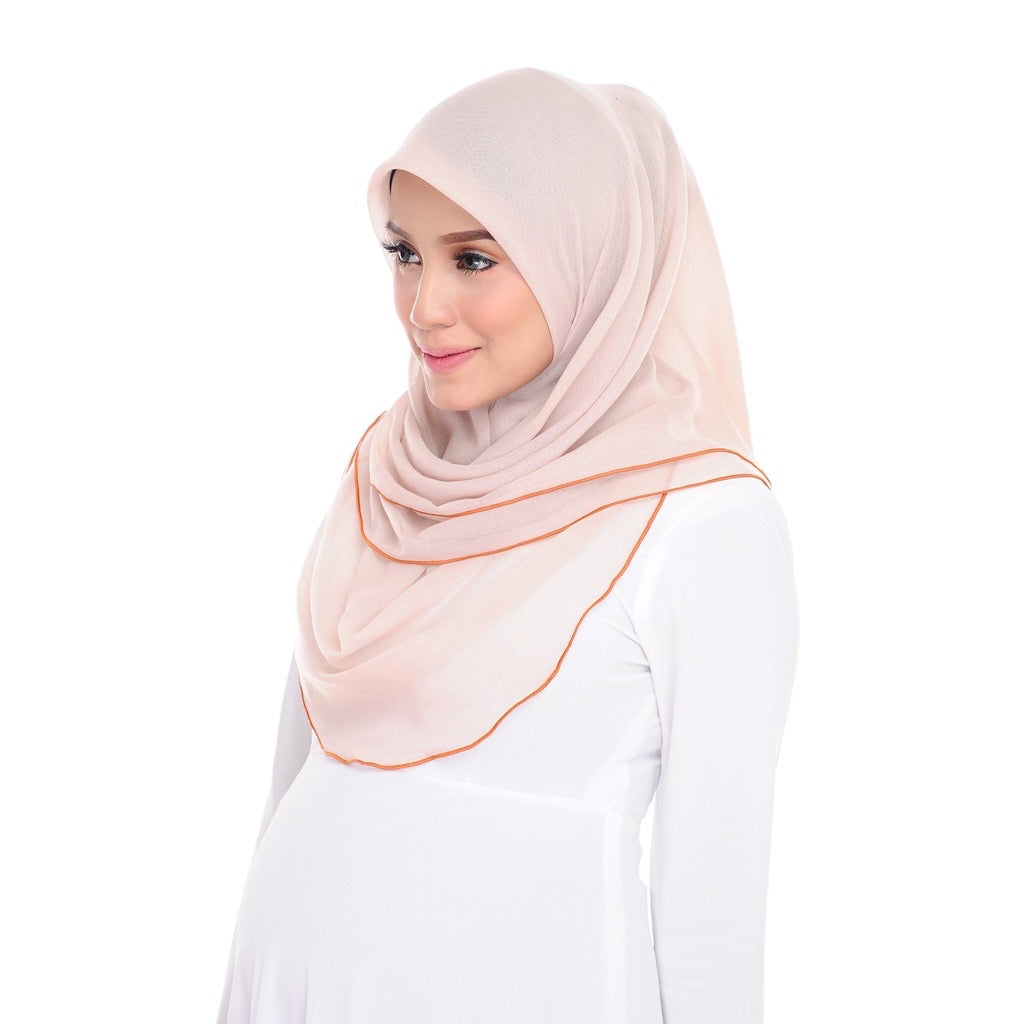 Tudung Bawal Maira Ruffle - Ivory