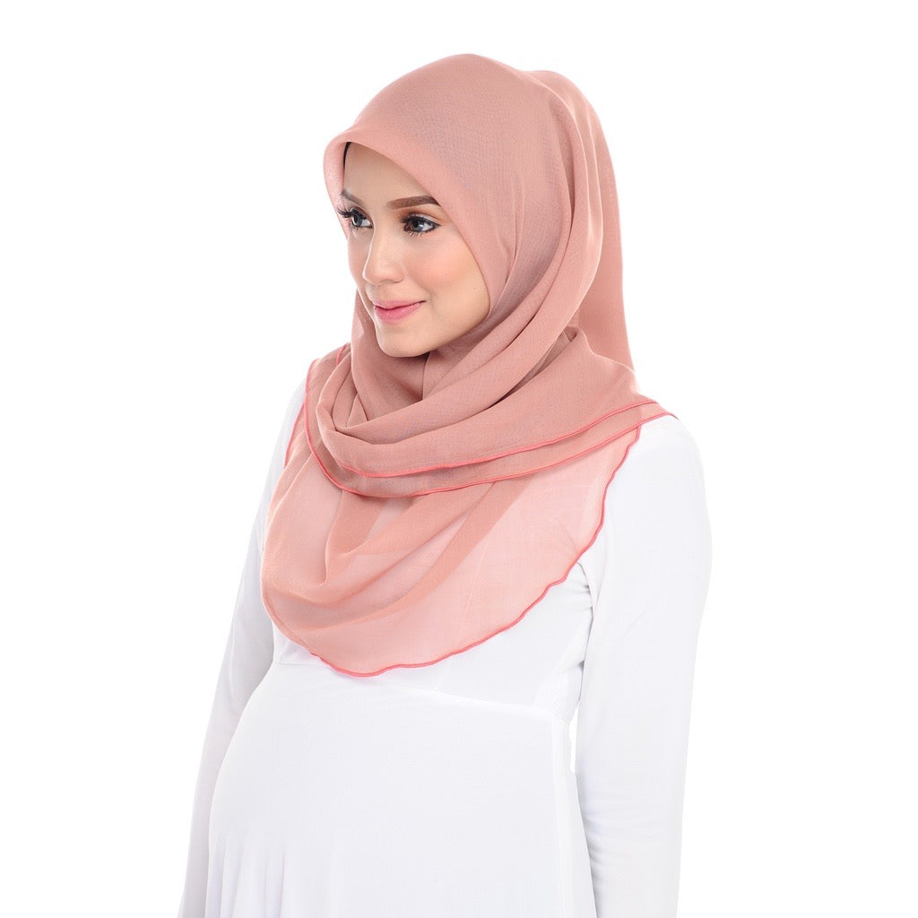Tudung Bawal Maira Ruffle - Warm Taupe
