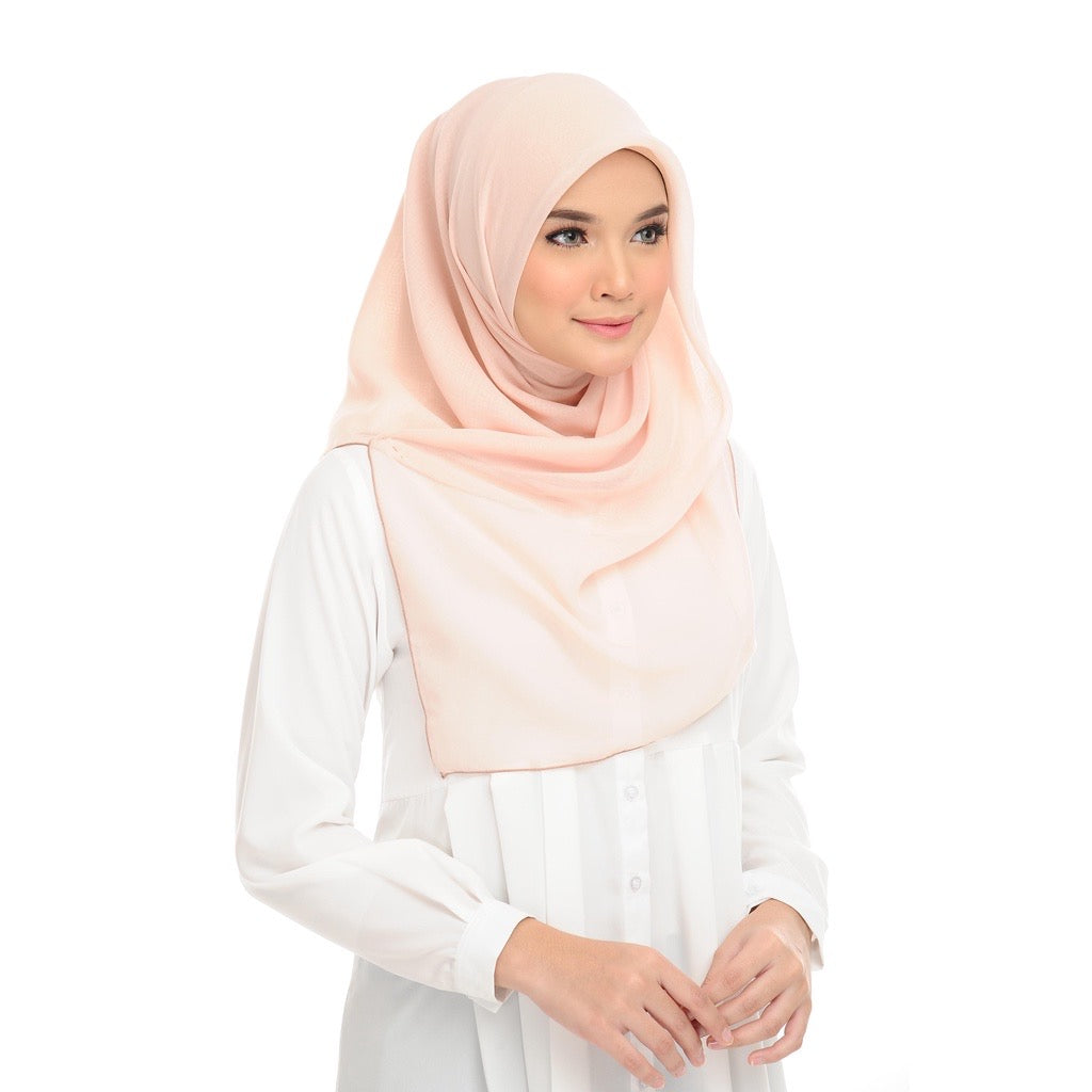 Tudung Bawal Maira Square - Peach Puree