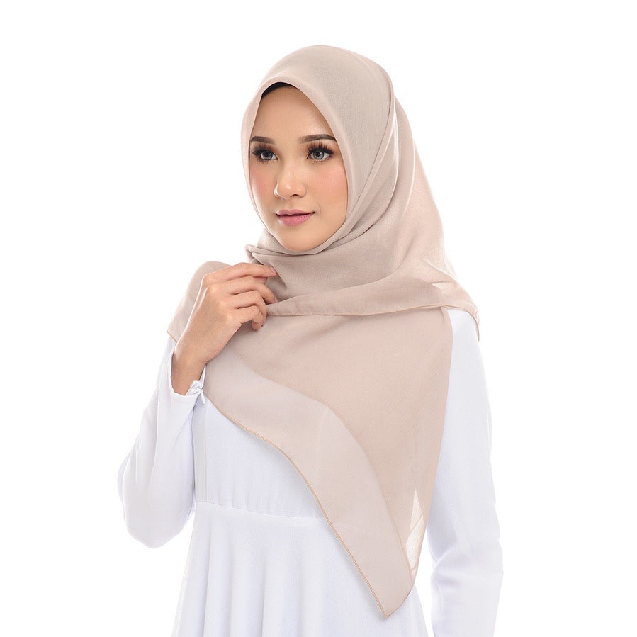 Tudung Bawal Maira Square - Sand Grey