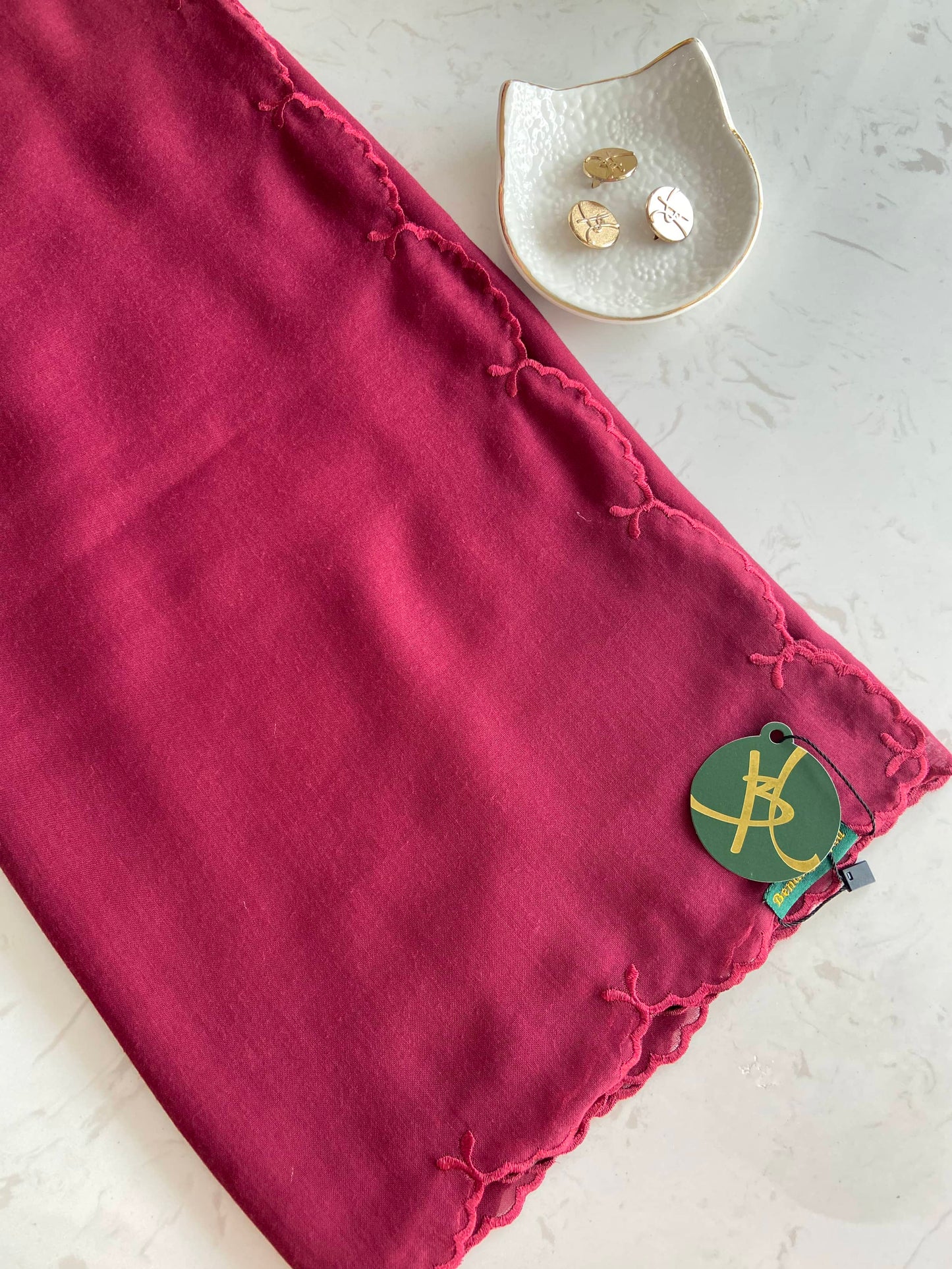 17 Bawal Sulam Kesuma - Rumba Red