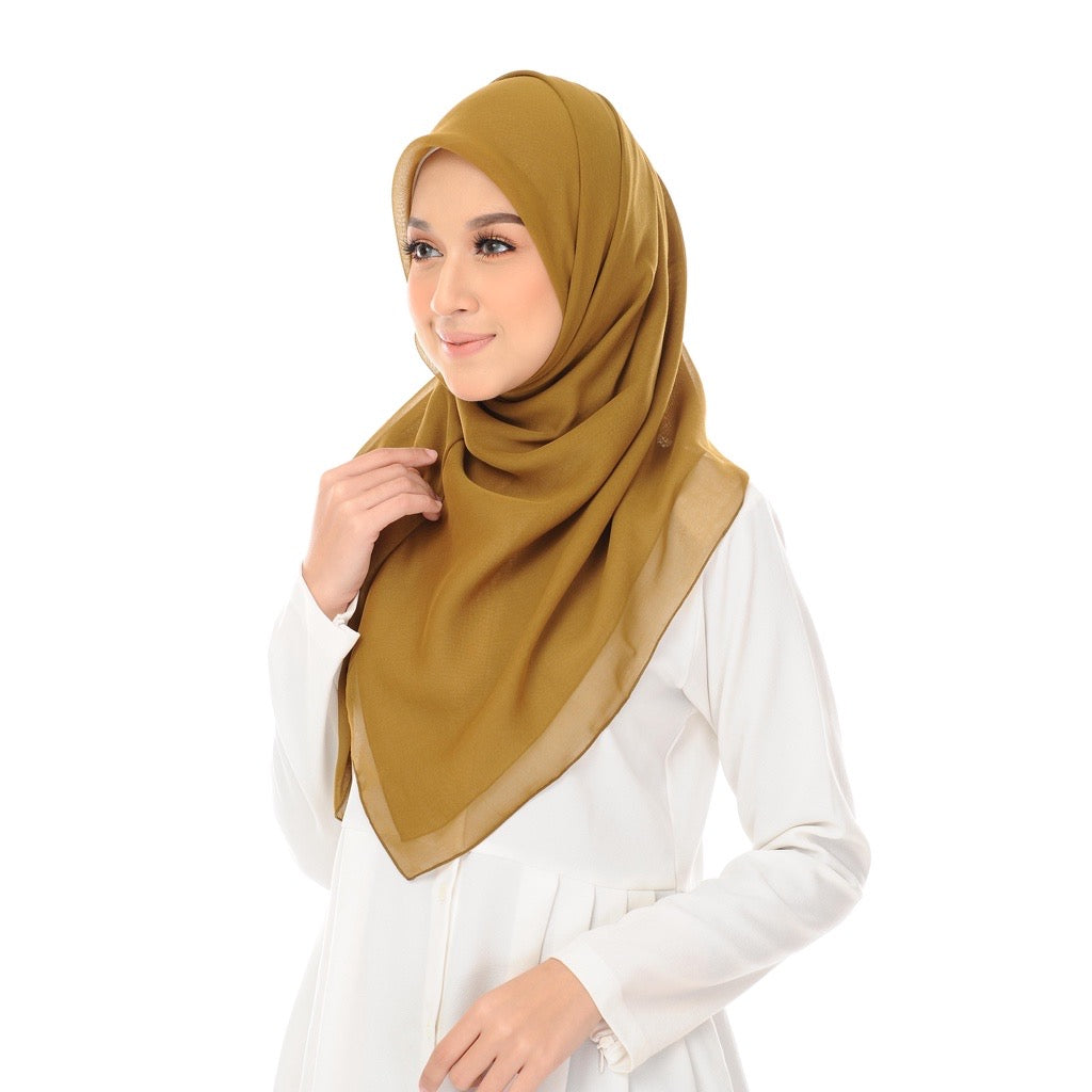 Tudung Bawal Maira Square - Gold