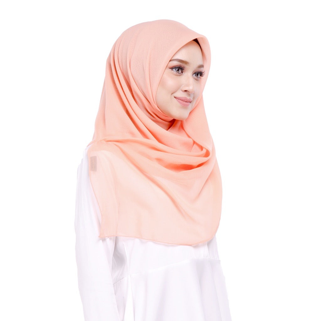 Tudung Bawal Maira Square - Peach Fuzz