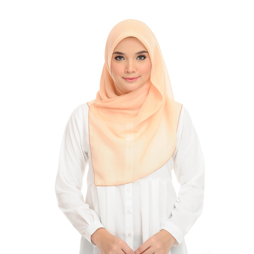 Tudung Bawal Maira Square - Apricot Gelato