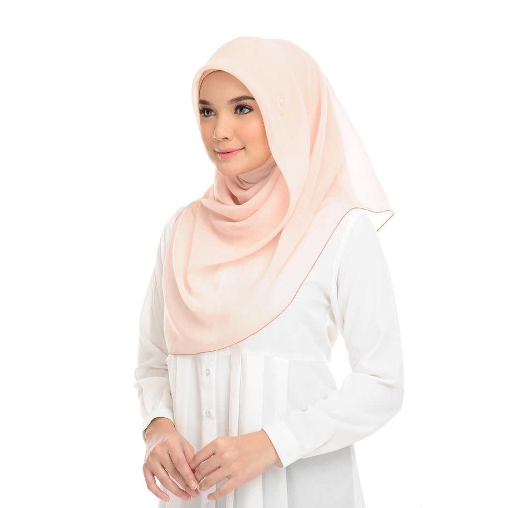 Tudung Bawal Maira Square - Peach Puree