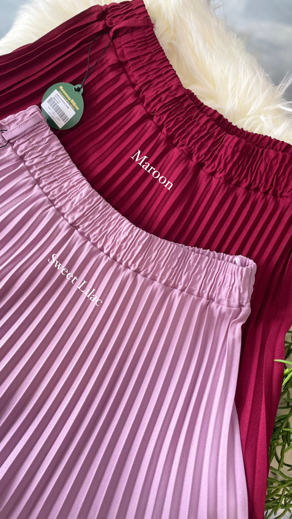 Aria Pleated Skirt - 14 Maroon