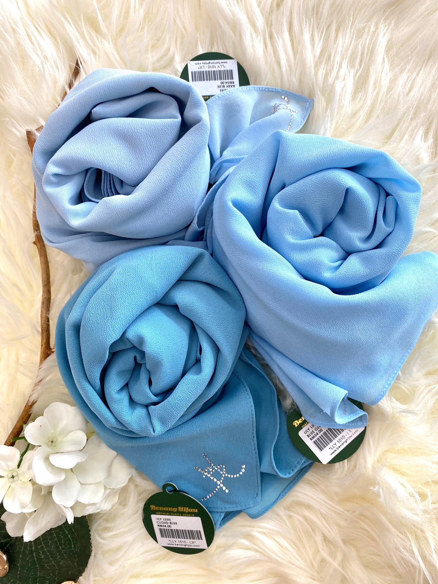 Instant Shawl Lily Luxe - 55 Blue Glow