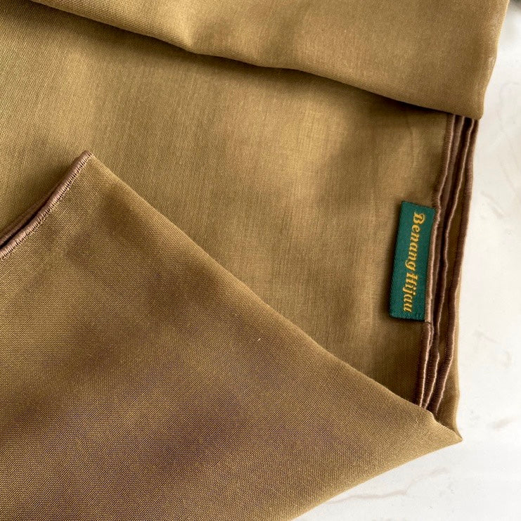 Tudung Bawal Maira Square - Dull Gold